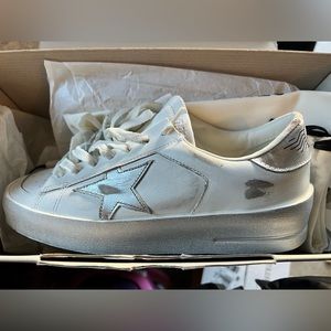 Brand new Golden Goose sneaker